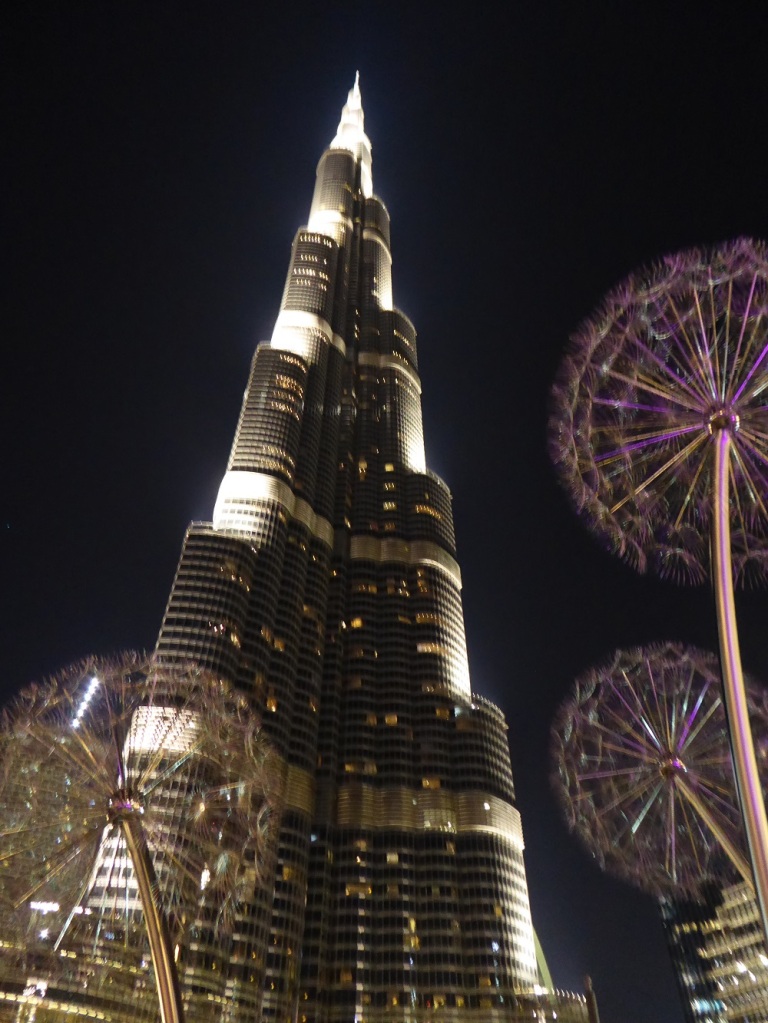 Burj Khalifa in Dubai lit up at night